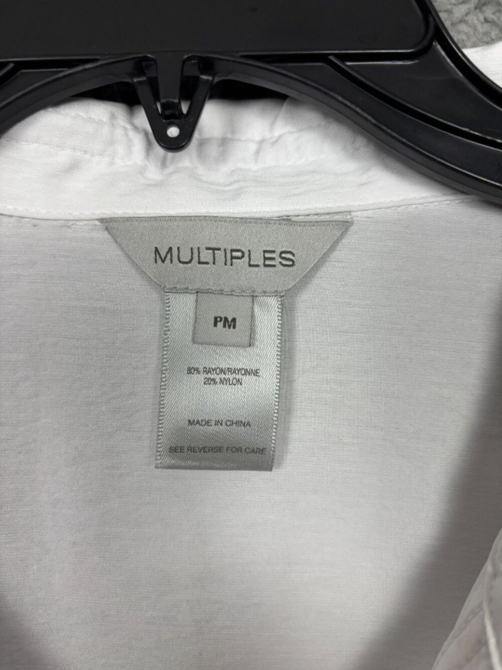 Multiples White Button-Up Blouse W/ Embroidered Floral Sleeves Size PM NWT's - Picture 6 of 8